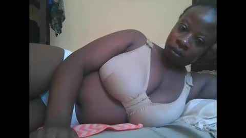 sweetyass25 online show from October 2025 05:28:01 AM