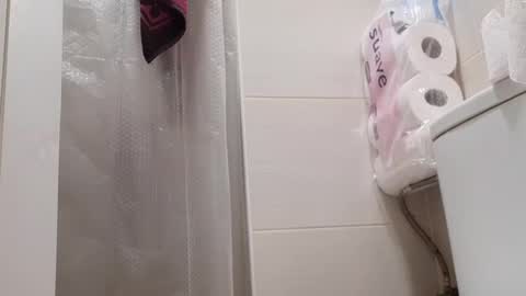 Silvia online show from January 2025 06:06:01 PM