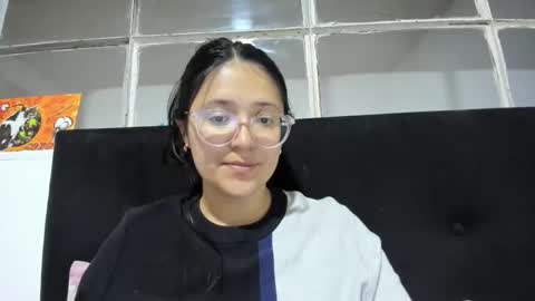 sweetyypeach online show from January 2025 03:12:02 AM