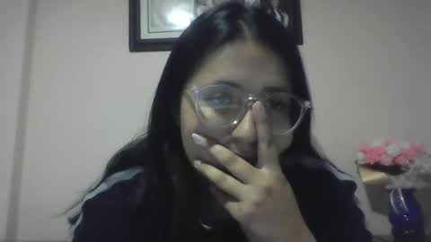 sweetyypeach online show from January 2025 03:15:02 AM