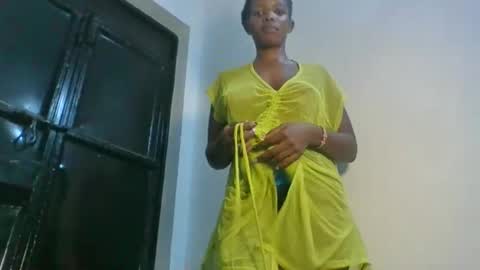 sweetz_candice online show from September 2025 02:52:02 PM