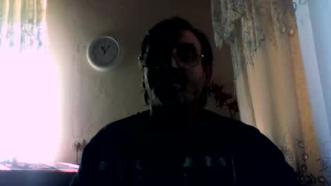 Snapshot of swergiu333 chatting on February 2026 09:06:01 AM Raymond online show from February 2026 09:06:01 AM