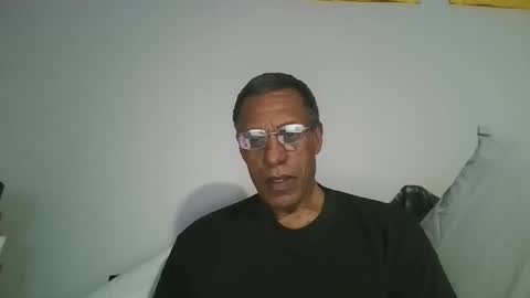 swimmerbod2495 online show from April 2026 02:25:02 AM