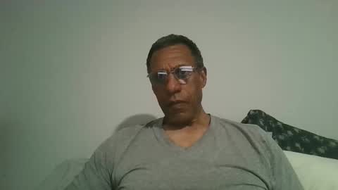 Snapshot of swimmerbod2495 chatting on April 2026 02:09:01 AM swimmerbod2495 online show from April 2026 02:09:01 AM