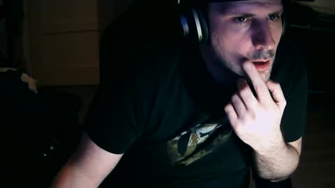 swizza7 online show from December 2025 07:11:01 PM