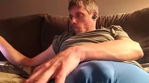 swontguy2025 online show from March 2026 11:06:01 AM