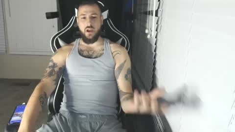 swoozy_ online show from September 2025 12:11:01 AM