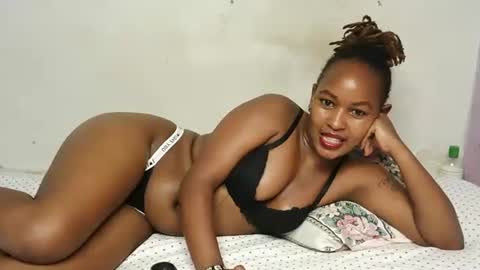 Snapshot of swt_bby chatting on April 2026 05:16:02 AM swt_bby online show from April 2026 05:16:02 AM