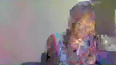 Snapshot of swtebony1 chatting on January 2025 10:24:01 PM ALICIA online show from January 2025 10:24:01 PM