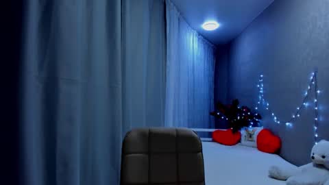 Ana online show from December 2024 01:02:02 AM