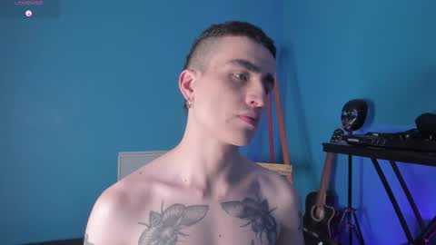 Syd online show from November 2025 07:01:02 PM