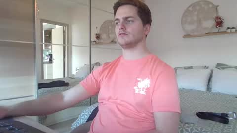 syl092 online show from March 2025 02:32:01 PM