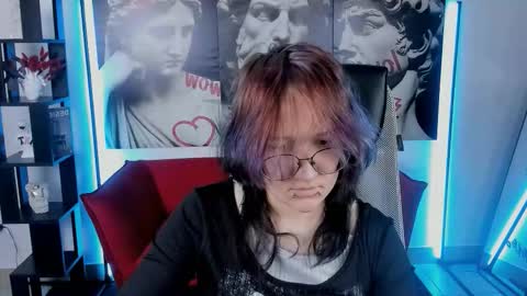 syllviareed online show from January 2026 10:08:02 AM