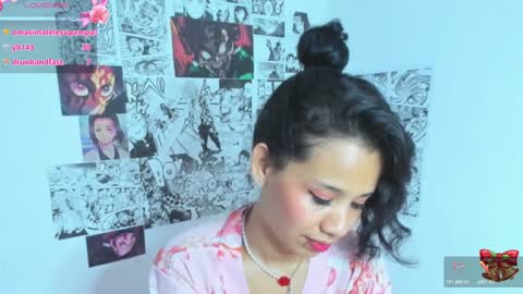 Snapshot of sylphy17 chatting on December 2024 01:11:02 PM sylphy17 online show from December 2024 01:11:02 PM