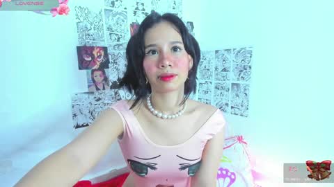 Snapshot of sylphy17 chatting on December 2024 11:32:01 PM sylphy17 online show from December 2024 11:32:01 PM