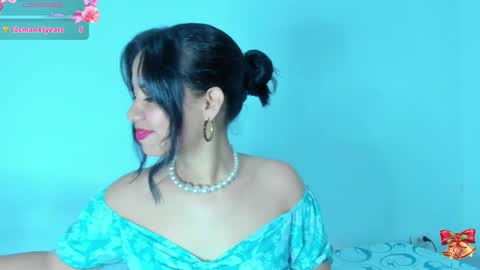 Snapshot of sylphy17 chatting on January 2025 06:02:02 AM sylphy17 online show from January 2025 06:02:02 AM