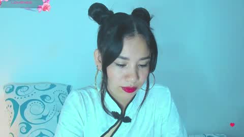 Snapshot of sylphy17 chatting on February 2025 08:17:01 AM sylphy17 online show from February 2025 08:17:01 AM