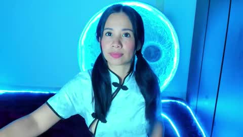 Snapshot of sylphy17 chatting on October 2025 01:50:02 AM sylphy17 online show from October 2025 01:50:02 AM