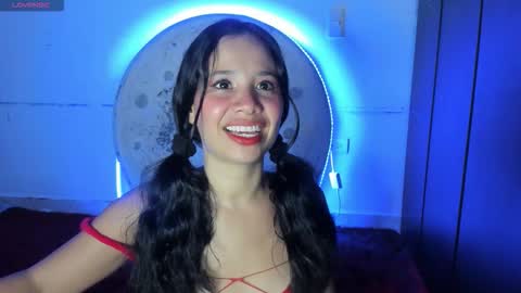 Snapshot of sylphy17 chatting on November 2025 02:11:02 AM sylphy17 online show from November 2025 02:11:02 AM