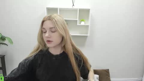 Sylvia online show from September 2025 09:32:02 AM