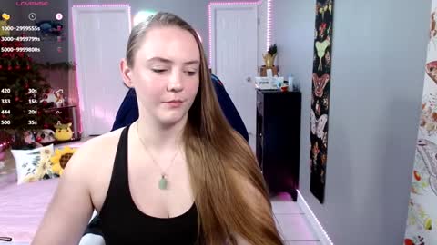 Snapshot of syndica chatting on December 2024 11:10:02 PM Jennah online show from December 2024 11:10:02 PM