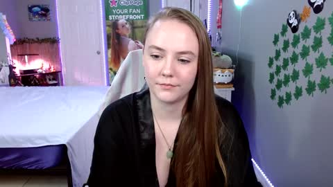 Snapshot of syndica chatting on September 2025 10:55:02 PM Jennah online show from September 2025 10:55:02 PM