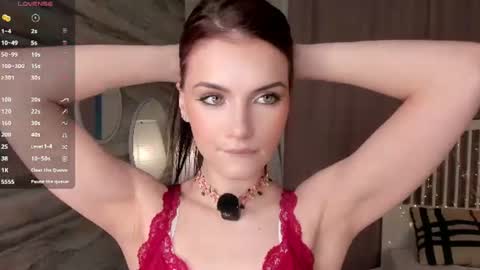 Snapshot of synne_glows chatting on July 2026 07:04:02 AM Eva online show from July 2026 07:04:02 AM
