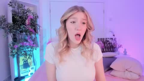 Snapshot of synrix chatting on January 2026 07:23:02 AM Ellie online show from January 2026 07:23:02 AM