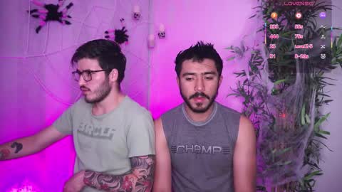 t0ny_wylie online show from October 2025 09:14:02 PM