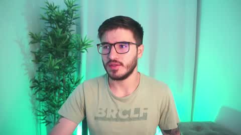 t0ny_wylie online show from November 2025 09:31:01 AM