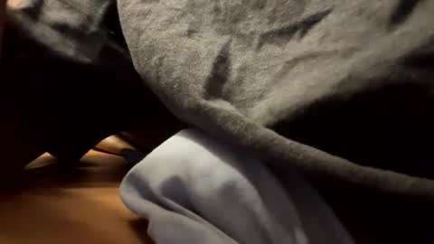 Snapshot of t265h chatting on November 2025 02:25:01 AM tRex online show from November 2025 02:25:01 AM