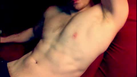 t3ns0r_ online show from February 2026 04:57:01 AM