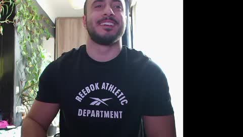 Huracane online show from December 2024 09:02:02 AM