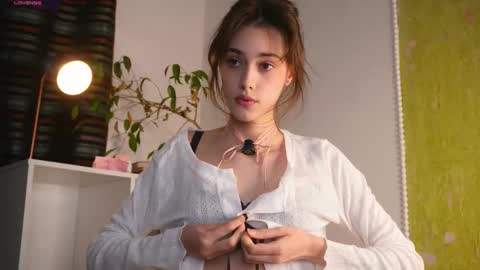 Snapshot of t_tragedienne chatting on November 2025 12:15:02 PM Heeey im Helena3 -- fav555100333 -- pvts only premium and after my public show 3 online show from November 2025 12:15:02 PM