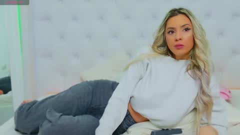 Arianna online show from January 2025 04:48:01 PM