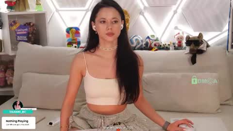 Snapshot of taanni_bc chatting on July 2026 07:53:01 PM TAANNI online show from July 2026 07:53:01 PM
