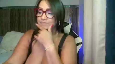 yameil online show from June 2026 06:35:02 PM