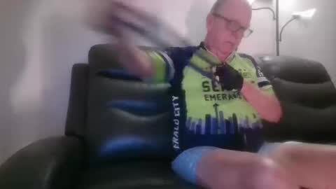 tacrunner66_ online show from October 2025 02:07:02 PM