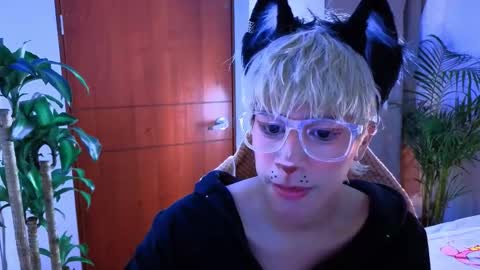 taichi online show from October 2025 10:50:01 AM