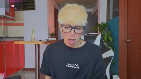 taichi online show from February 2026 03:20:01 PM