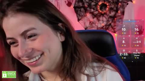 Camille Gonzalez online show from October 2025 07:07:02 AM