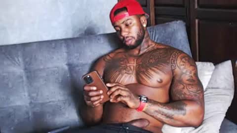 Tairon Tucke online show from January 2025 08:43:02 PM