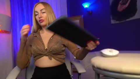 Margo online show from February 2025 03:05:02 PM