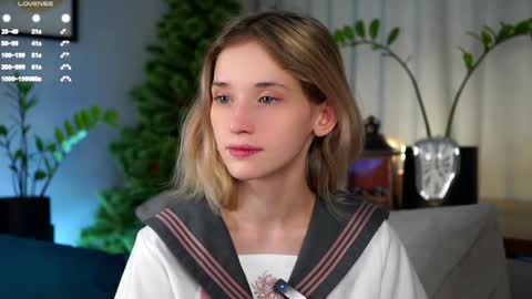 Mia online show from February 2025 01:21:02 AM