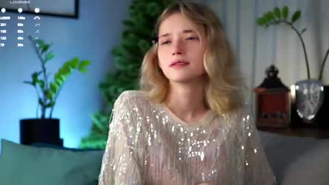 Mia online show from February 2025 01:38:01 AM