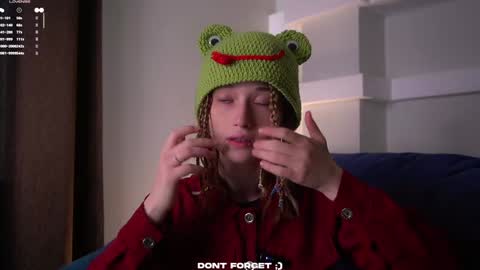 Mia online show from September 2025 03:19:01 AM