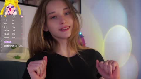 Mia online show from March 2026 05:02:02 AM