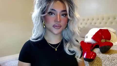 Snapshot of takemeinheaven1 chatting on January 2025 02:08:02 PM Lena online show from January 2025 02:08:02 PM