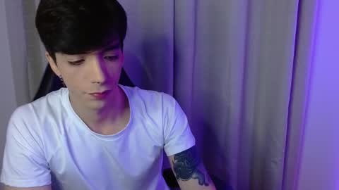 takeru___ online show from October 2025 06:43:01 AM