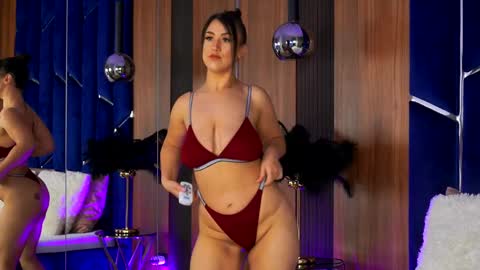 TaliaLure online show from October 2025 09:10:01 AM